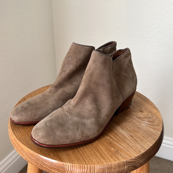 Sam Edelman petty boots taupe 8.5 NWOT - Picture 9 of 9